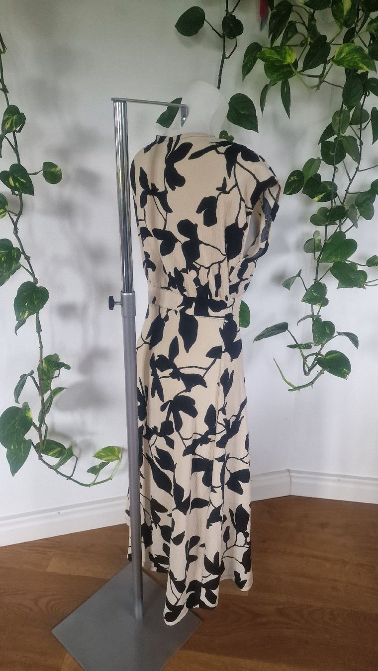 Kleider: Sommerliches kleid C&A Grösse M – Neu (gemäss Beschreibung) aus Wald ZH von Cjp 2