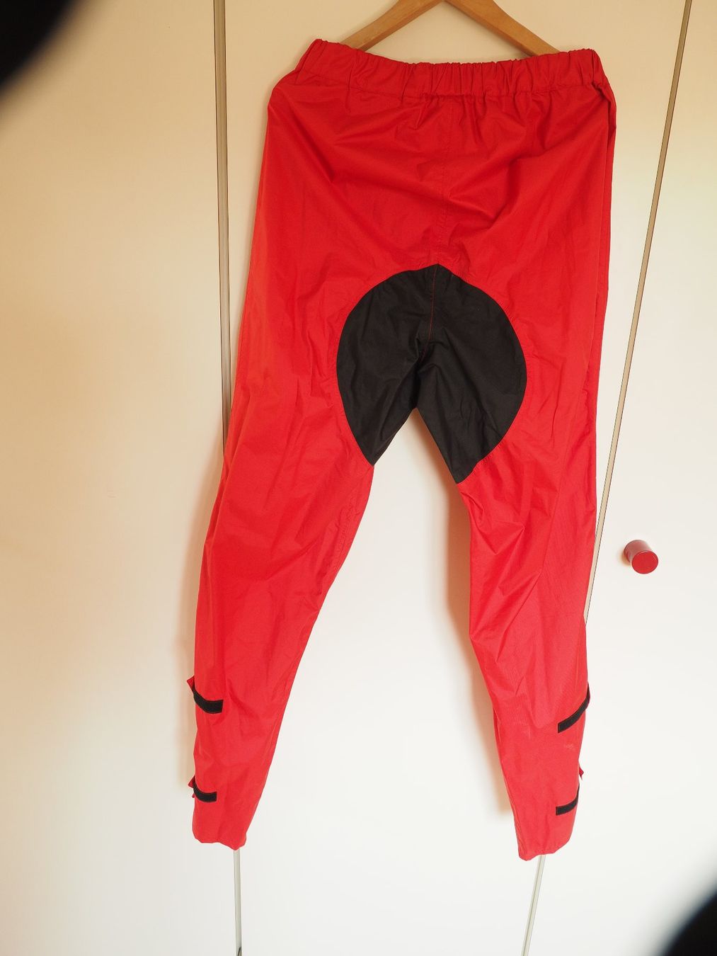 Pantalons: Velo Regenhose – D'occasion à Arboldswil par Alexis46 4