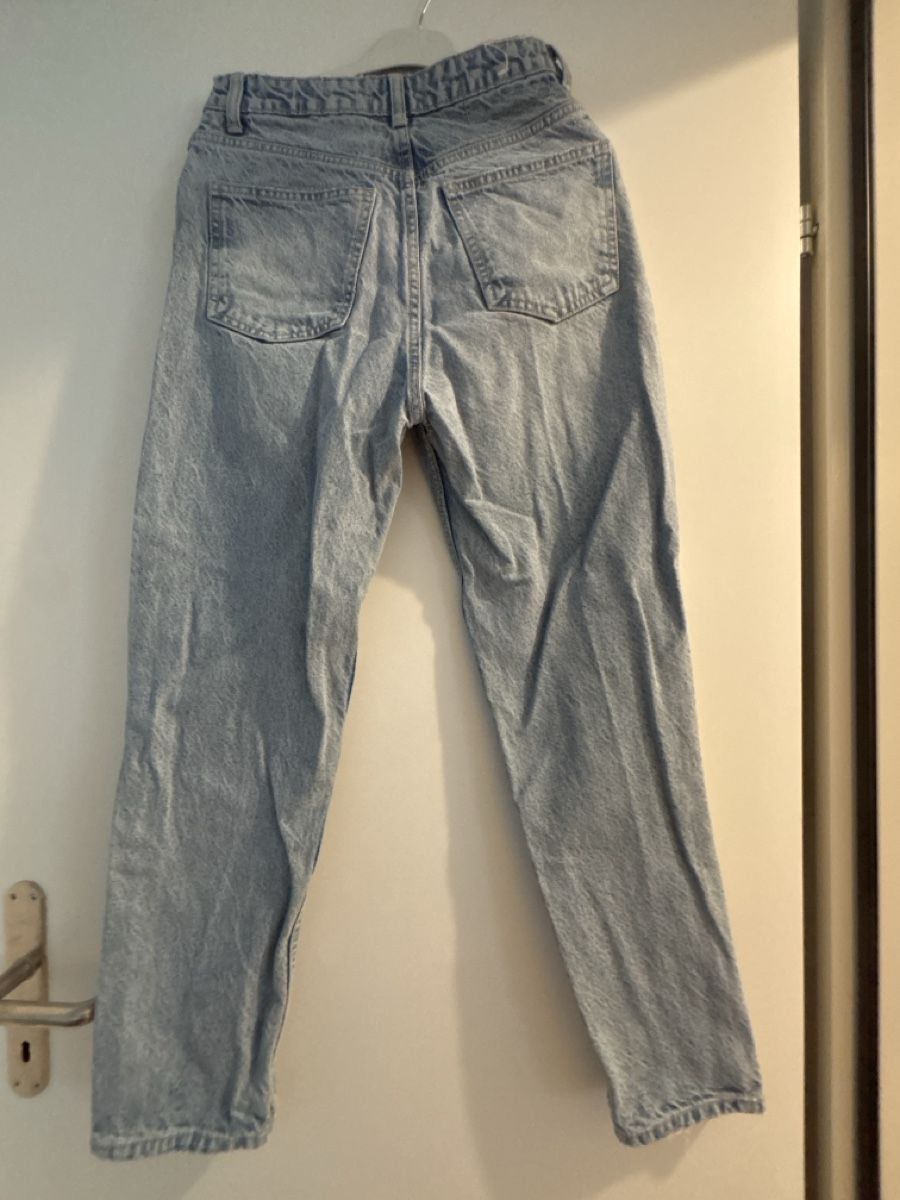 Zara Jeans: Zara Jeans - Grösse 36 – D'occasion à Buchs ZH par els_mgj9 1