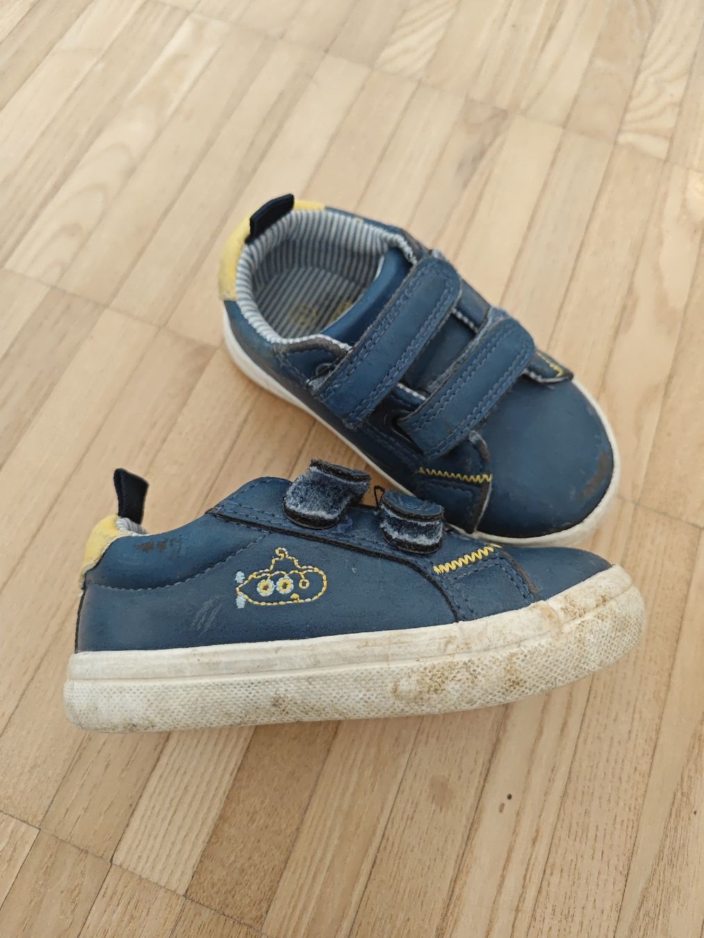 Scarpe per ragazzi: Schuhe – Usato da Ortschwaben venduto da _MELU_ 1