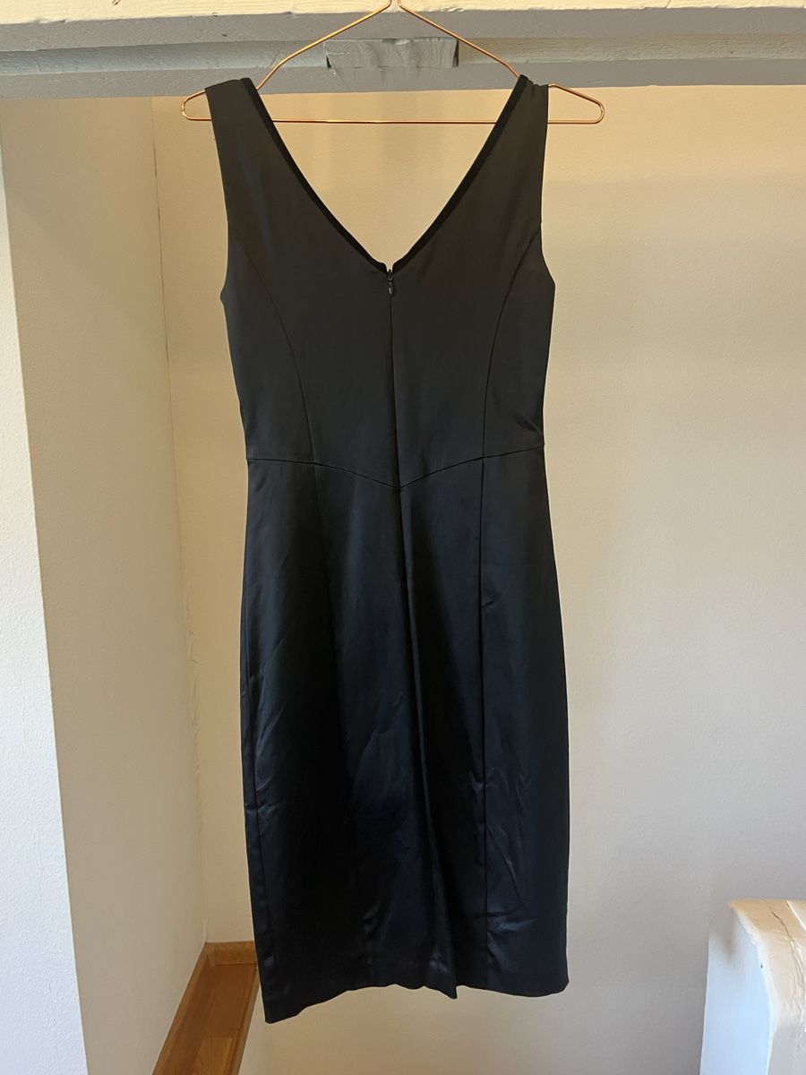 Kleider: IN WEAR KLEID IN GRÖSSE 34 – Gebraucht aus Basel von barracuda360 1