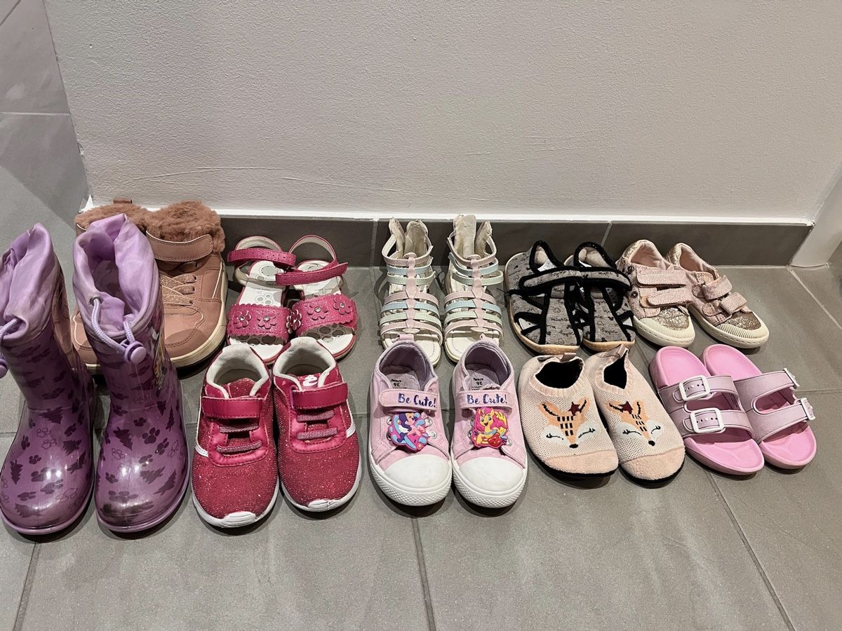 Schuhe für Mädchen: Mädchen Schuhpaket 25 – Gebraucht aus Agno von me_me_me