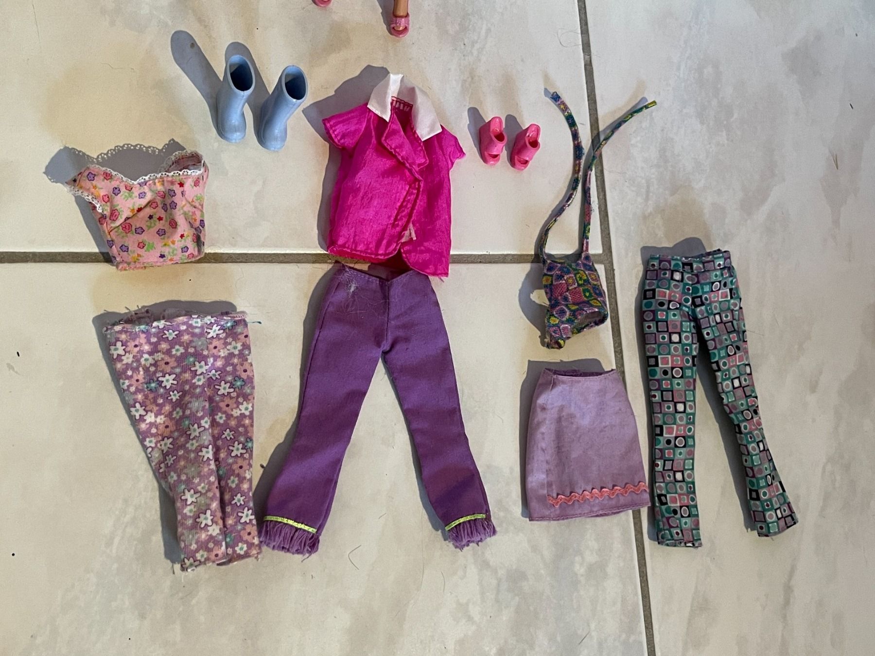 Bambole: Barbie blond 1999 – Usato da St.Pantaleon venduto da frodobi 2