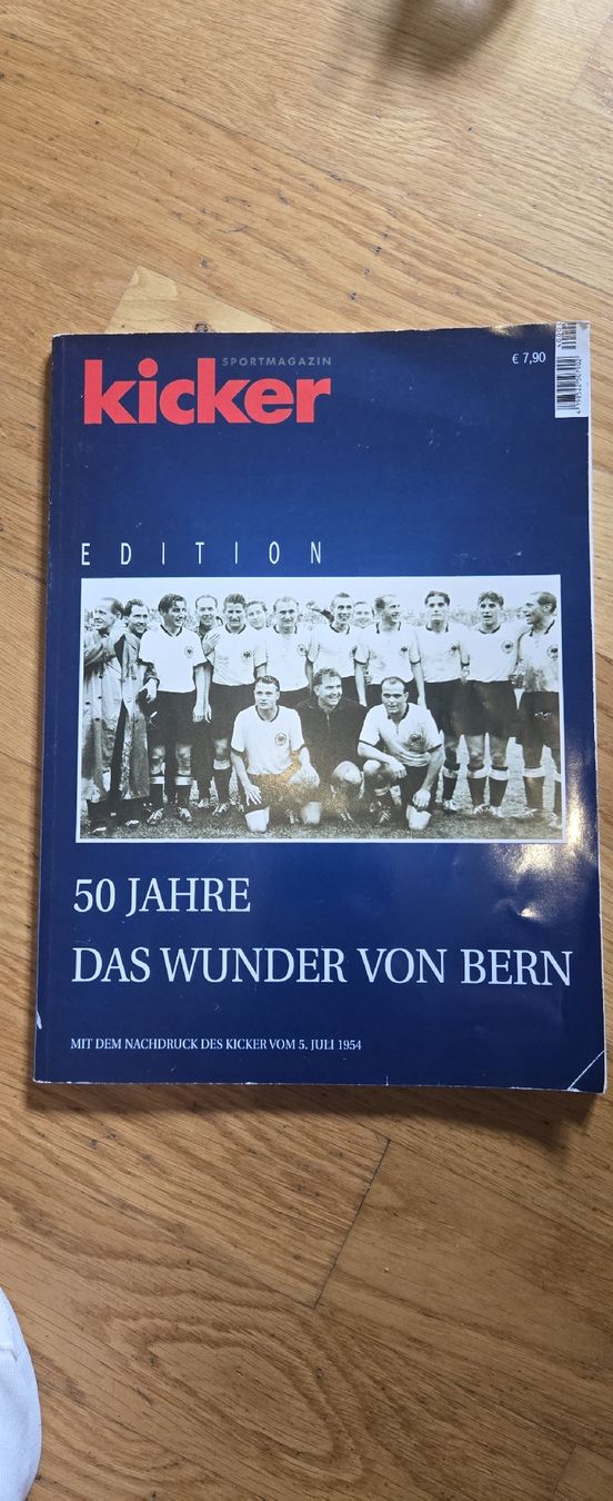 Libri: Buch Der Sieg von Bern+Kicker M:  "Das Wunder von Bern" – Usato da Zürich venduto da Jpacker 5