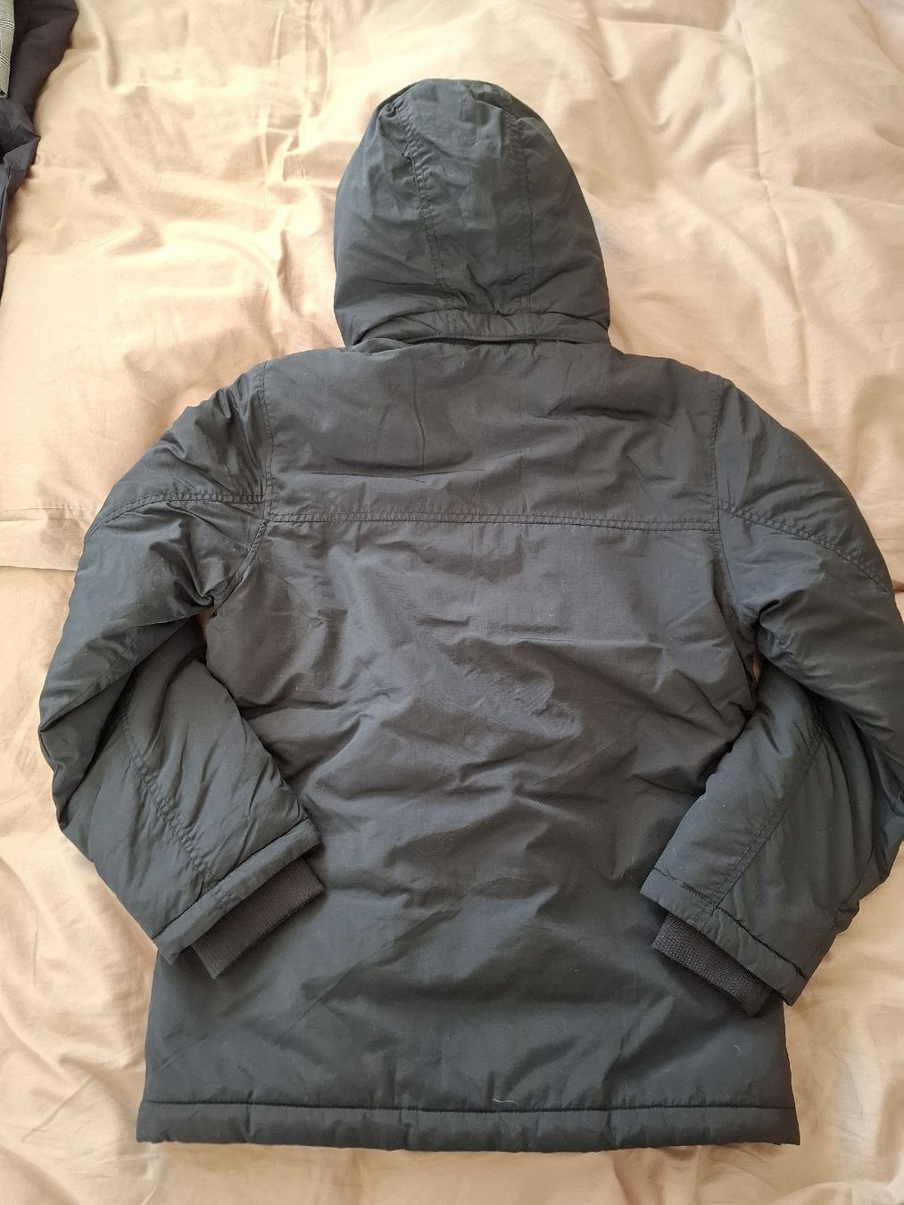 H&M Jacken & Mäntel: Veste hiver noire taille 152 – Gebraucht aus Biel/Bienne von Lionne72 1