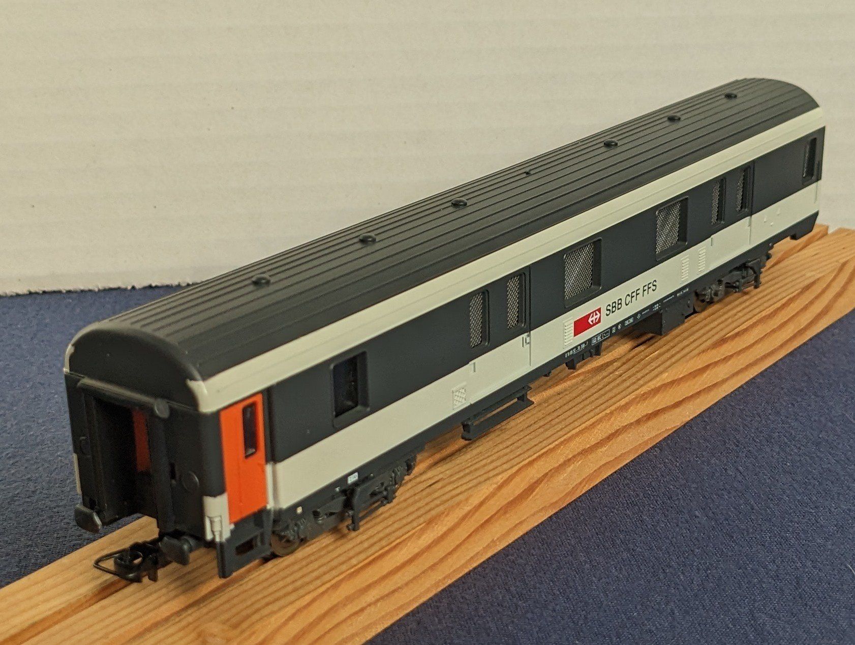 Lima Modellini di ferrovie: Lima 309331 SBB-CFF Fourgon ex-SNCF MC76 Ep5 – Nuovo e nell'imballaggio originale da Léchelles venduto da dan_q8wr 3