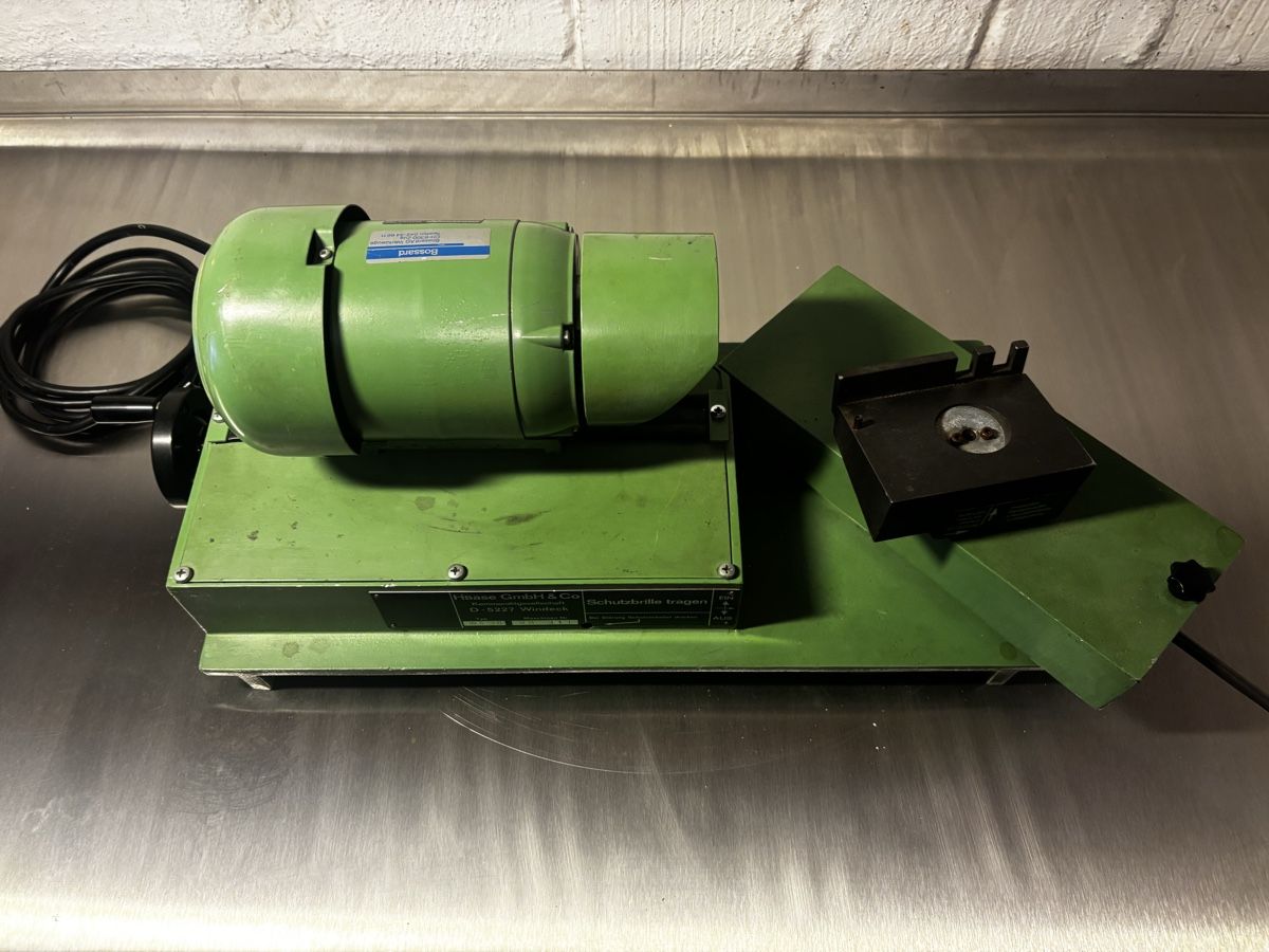 Tutte le macchine: Bohrerschlaifmaschine – Usato da Schaffhausen venduto da sim_wc2z 2