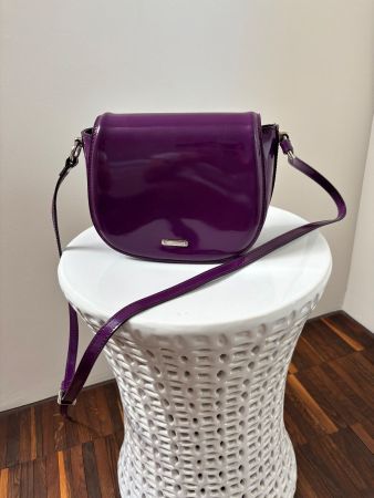 BURBERRY PRORSUM Crossbody tasche Lackleder  violett