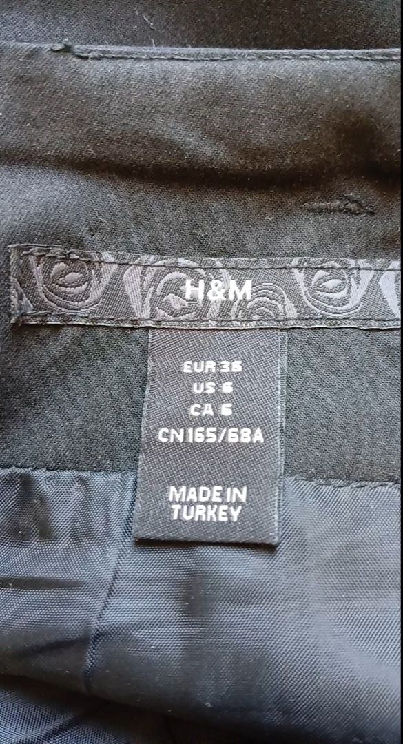 H&M Gonne: Gonna estiva nera con pences – Usato da Baar venduto da fla_v78d 2