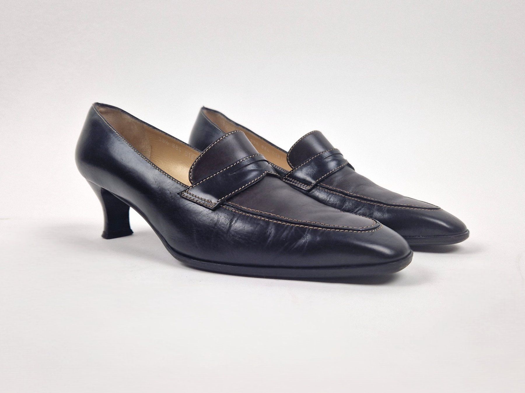 Chaussures femmes: Nicolette Damenpumps Gr. 38,5 – D'occasion à Basel par Restwert_Basel 1
