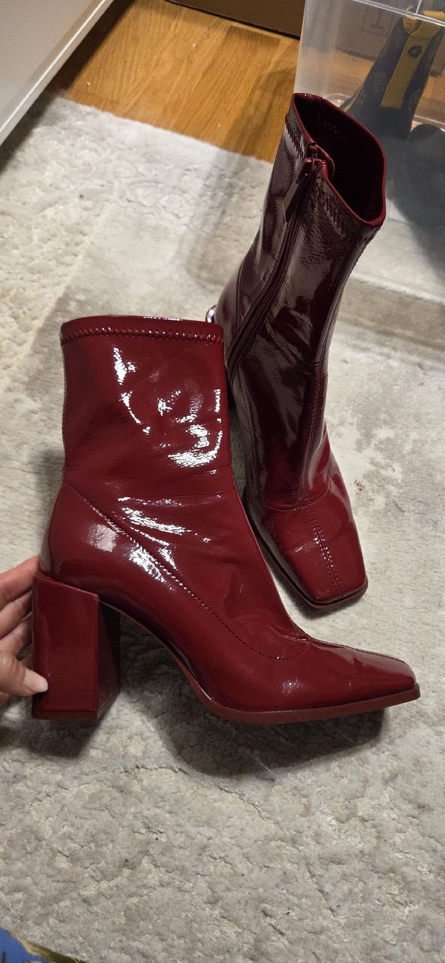 Stradivarius Scarpe da donna: Stiefeletten rot Lackleder Grösse 37 Blockabsatz – Usato da Chur venduto da ali_j9q9 1