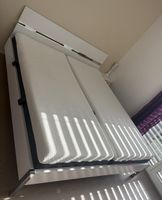 Bett 180x200 mit Matratzen & Rost