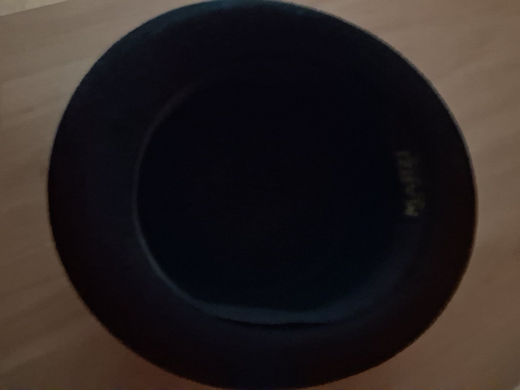 Copricapi, berretti & cappellini: Cappello  da donna  vintage in feltro nero – Usato da Lugano venduto da pos_dg9p 2