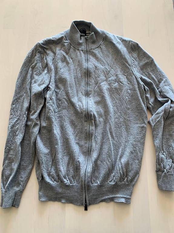 Maglioni & Felpe: BOSS Zip-Pullover - Grösse M / 48 - ungetragen – Nuovo e nell'imballaggio originale da Zürich venduto da HerrAndrin