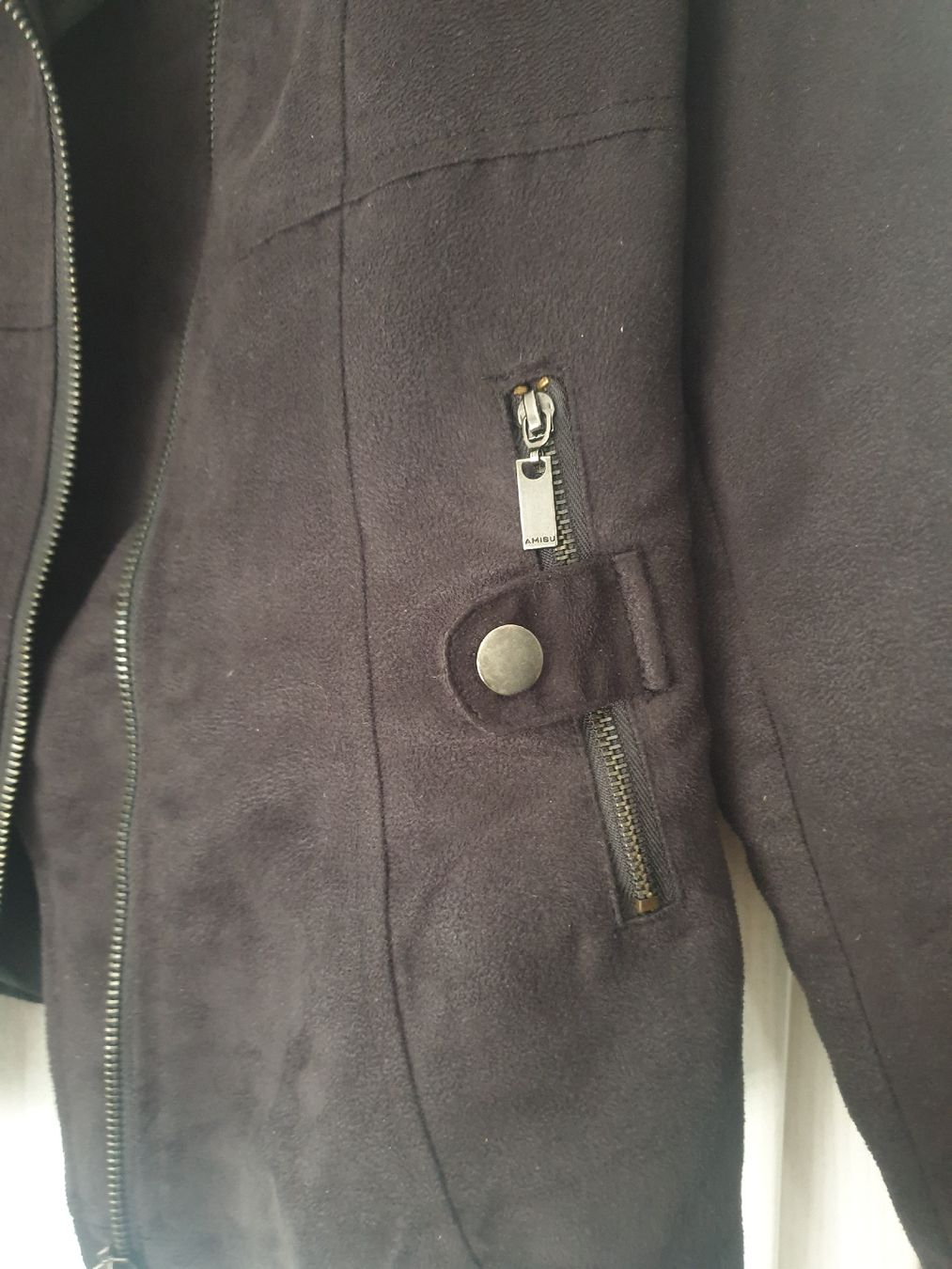 Giacche: Schwarze Jacke von AMISU – Usato da Winterthur venduto da ets_yvn2 2