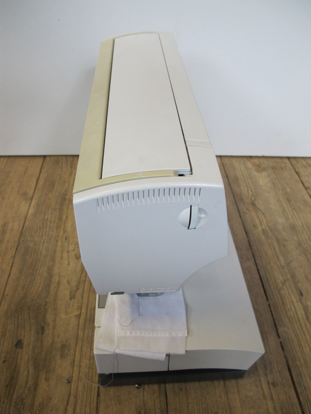 Pfaff Macchine da cucire: Nähmaschine Pfaff Expression 2034 – Usato da Glarus venduto da Toni-Glarus 1