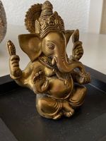 Vintage Ganesha Figur aus Messing mit Podest