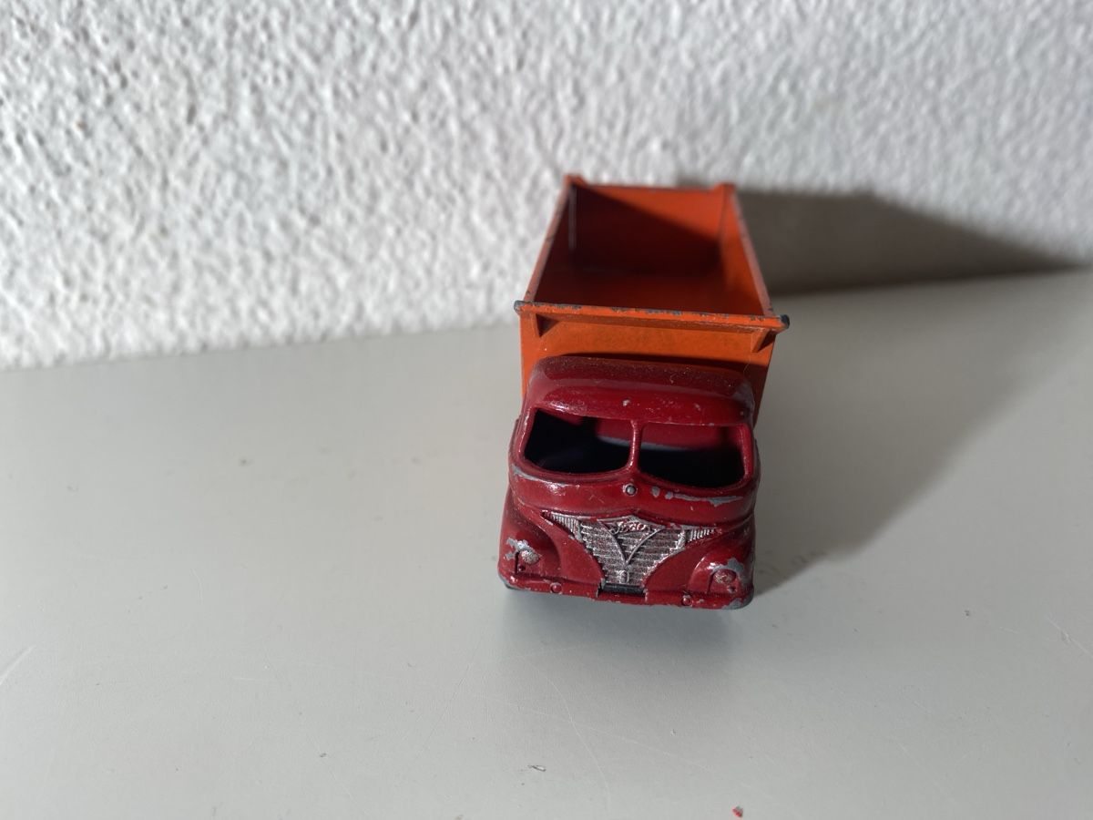 Lesney Modellini d'auto: Lesney hoveringham truck – Usato da Winterthur venduto da ben_9vxx 1