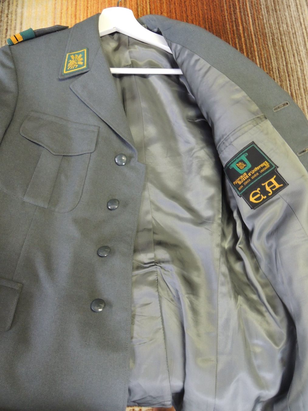 Schweizer Armee Uniformen: Schweizer Armee OBERST Leutnant Uniform 2 teilig – Gebraucht aus Uznach von Othmar52 1