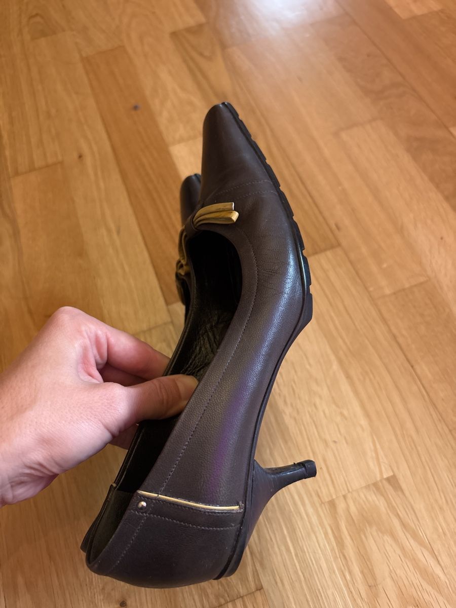 Prada Damenschuhe: Prada Pumps Vintage Y2K – Gebraucht aus Bern von LoveVintageY2K 4