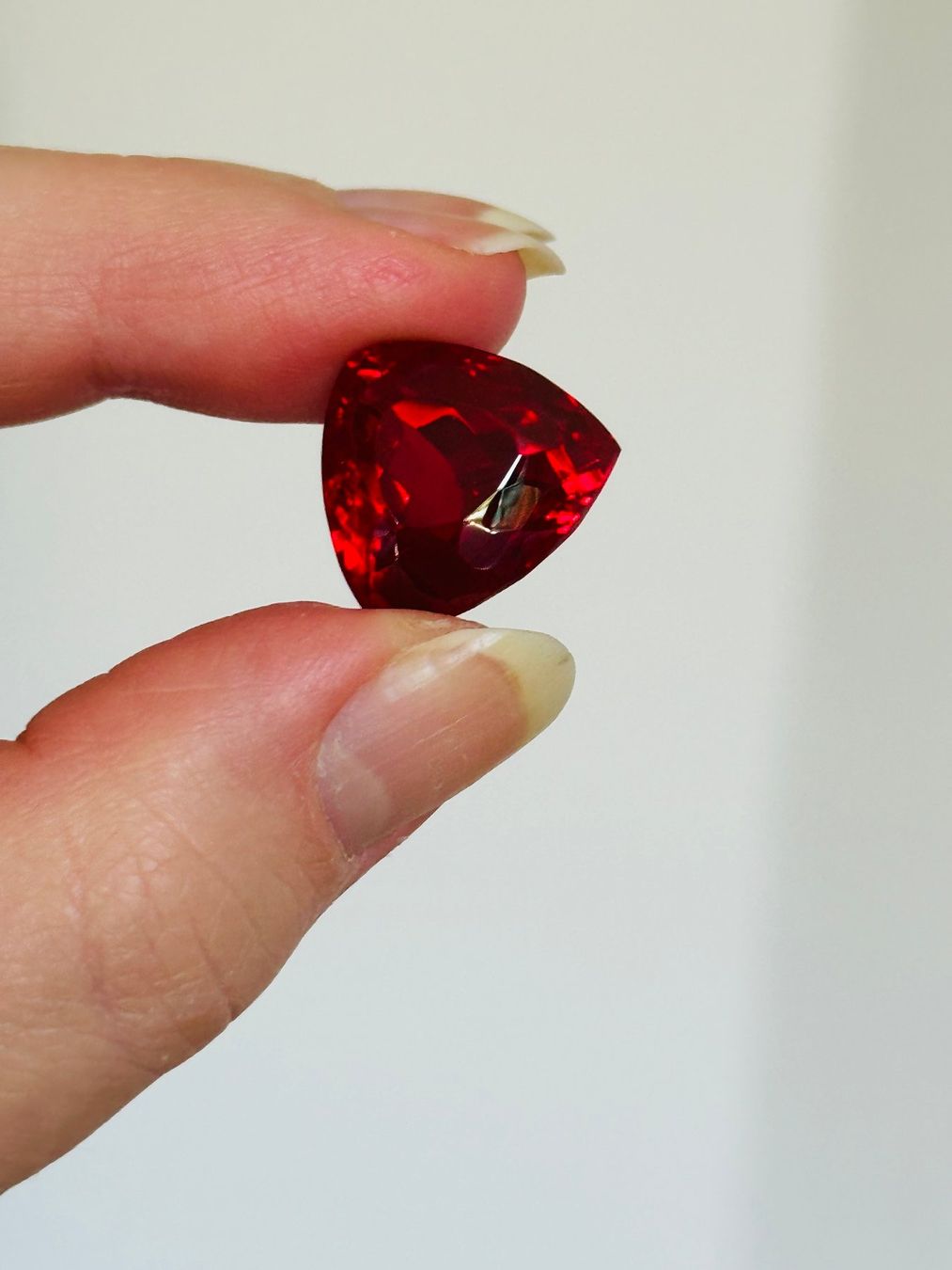 Pietre preziose: 29.05 Ct Gemstone Certified – Nuovo e nell'imballaggio originale da Genève venduto da AWWA