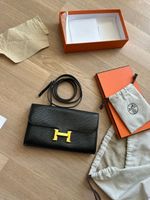 Hermès Constance To Go Wallet, Lizard Niloticus, Schwarz