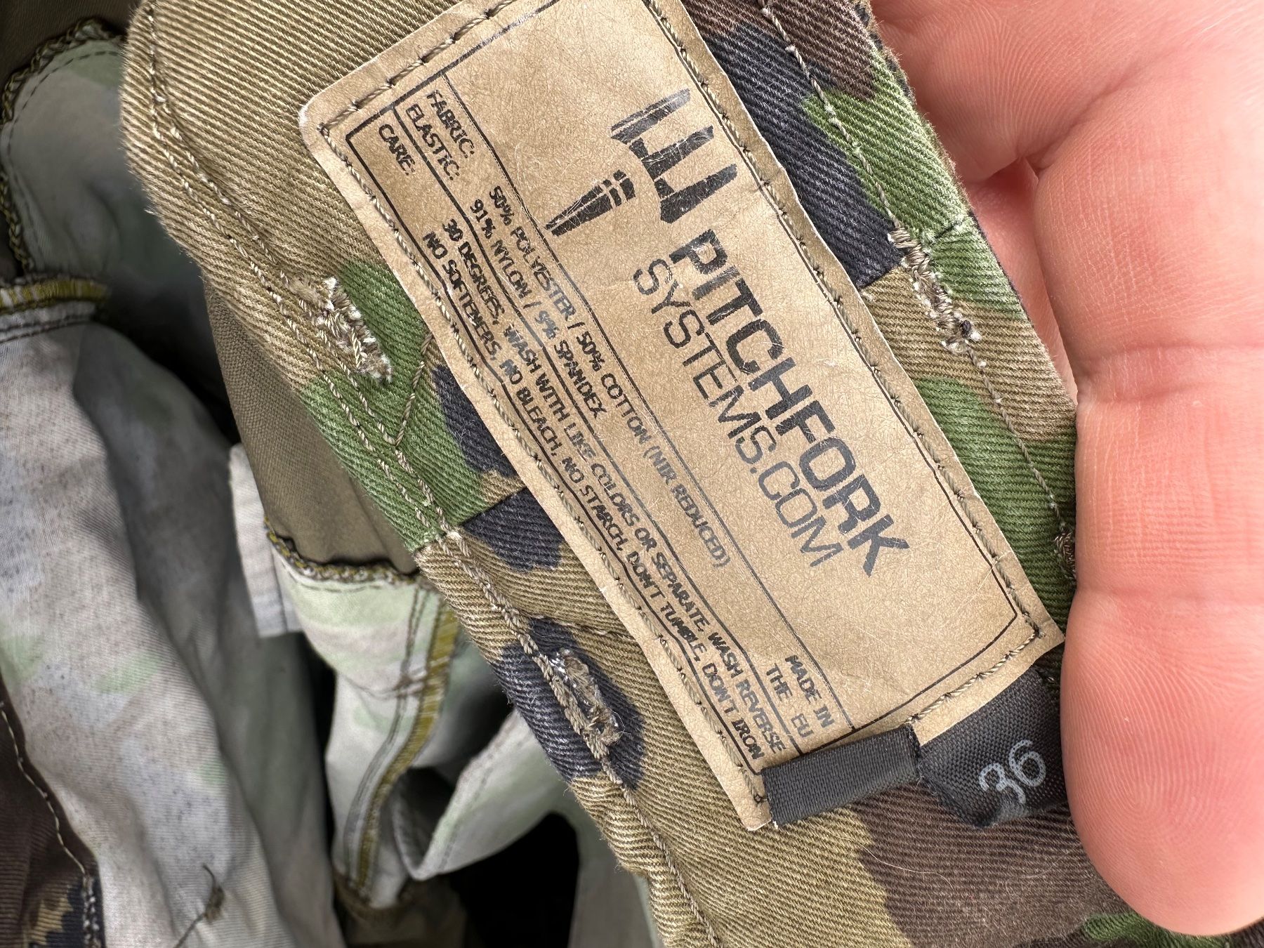 Uniformi: Pitchfork system pants Taz 90 size 36 – Usato da Corin-de-la-Crête venduto da Nomad117 1
