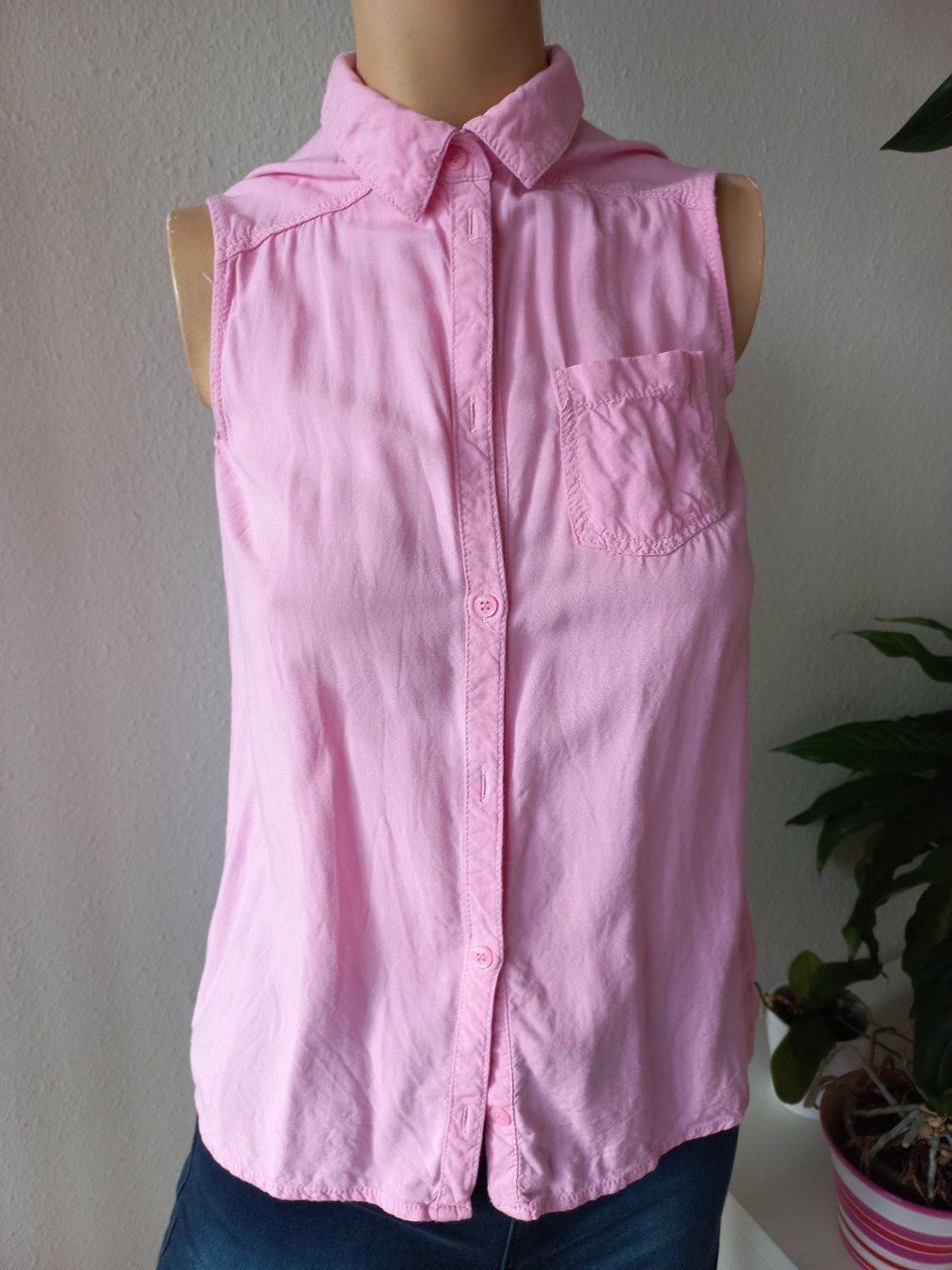H&M Camicette: Chemise sans manche H&M – Usato da Châtelaine venduto da kbabs