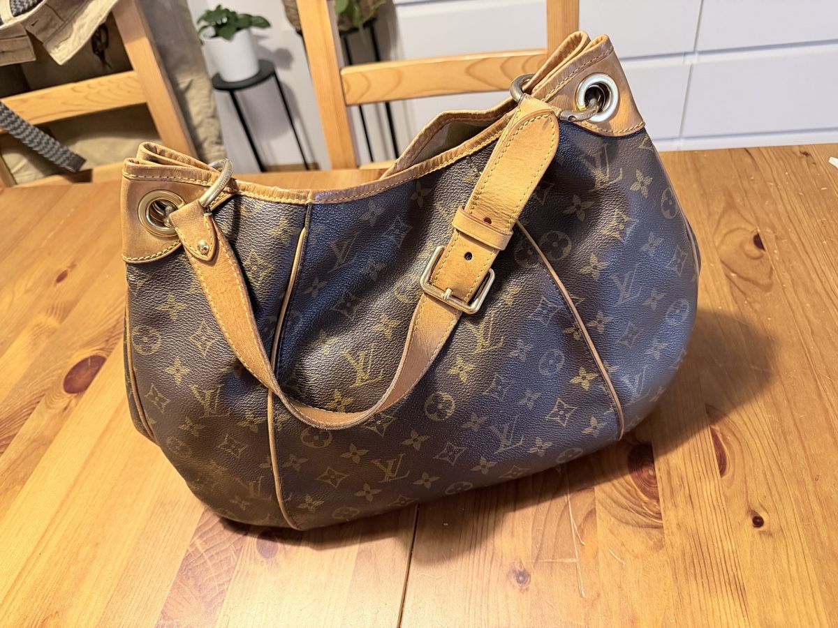 Louis Vuitton Sacs femmes: Louis Vuitton Galiera PM  – D'occasion à Zürich par kim_kong 1