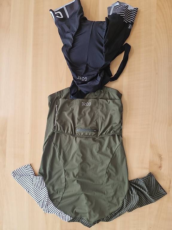 Pantaloni: Rennrad Jersey und Bibshorts – Usato da Zürich venduto da rem_7k86 3
