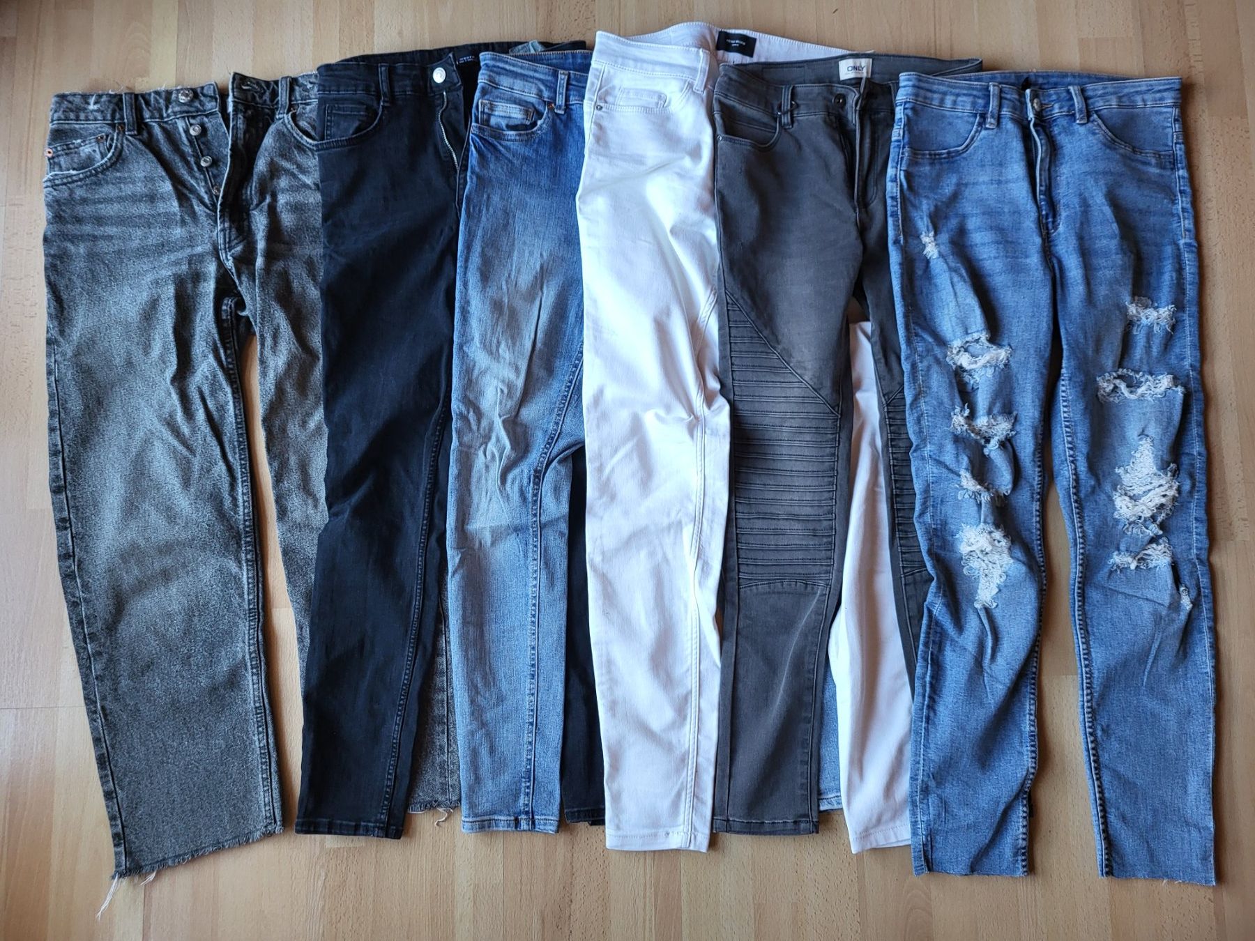 Jeans: Jeans-Paket, verschiedene Marken, Grösse M – Usato da Eggiwil venduto da kariiina 1