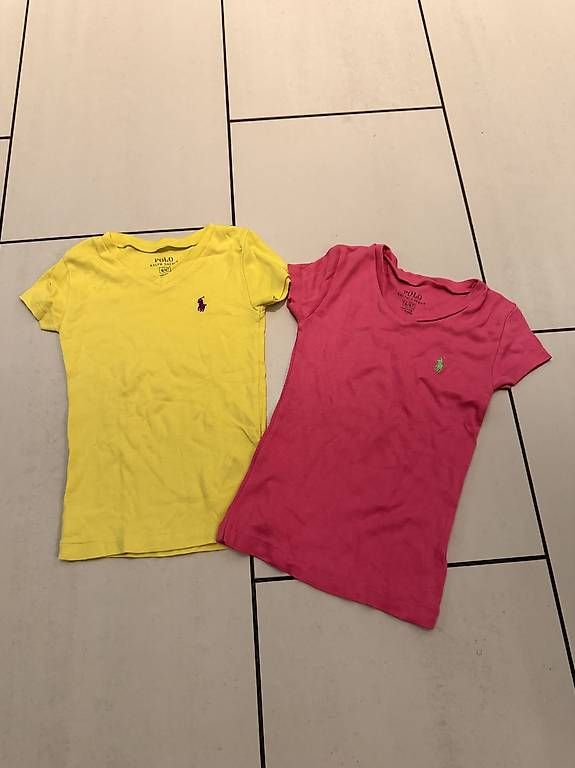 Blusen, T-Shirts & Tops: 2 X Ralph Lauren TShirts Mädchen  – Gebraucht aus Bülach von Potinam