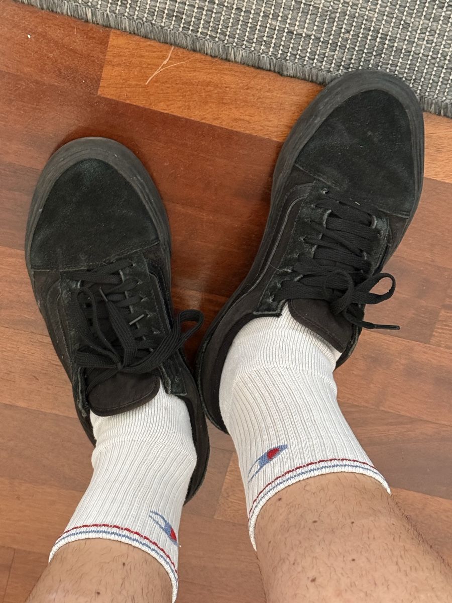 Vans Scarpe da uomo: Vans Old Skool nere uomo usate 42.5 – Usato da Bellinzona venduto da gia_zx2b