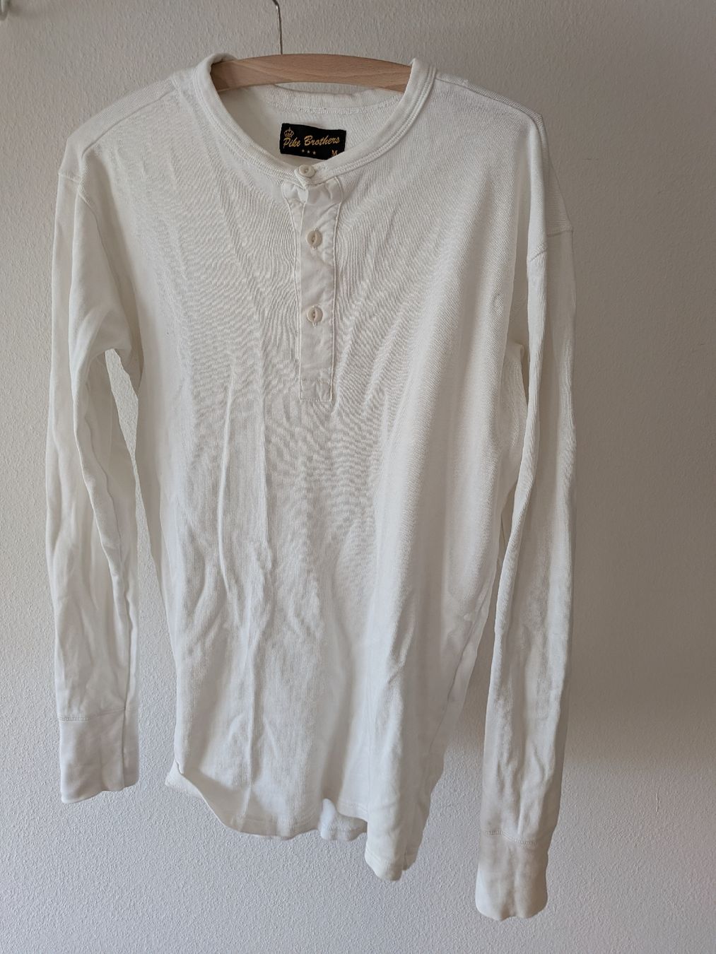 T-shirt: Pike Brothers Langarm – Usato da zürich venduto da donfebbraio