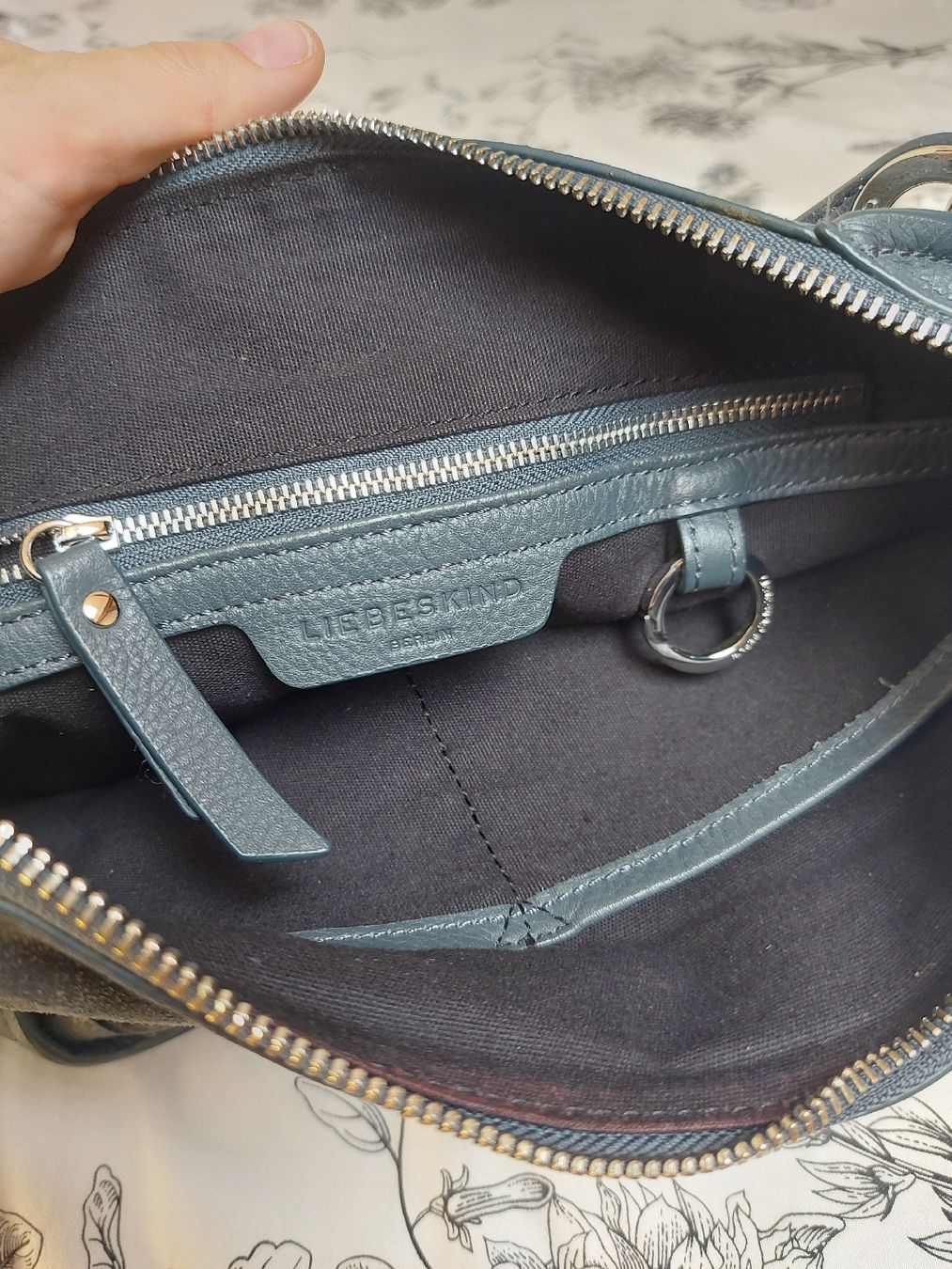 Liebeskind Borse da donna: Sac à main Liebeskind en cuir – Usato da Lausanne venduto da Super-cerise 7