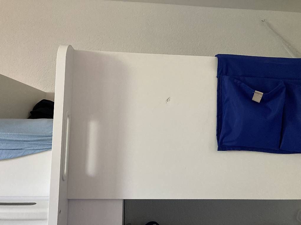Lits: Lit mezzanine IKEA avec matelas  – D'occasion à Le Mont-Pèlerin par pascale.ergo 2