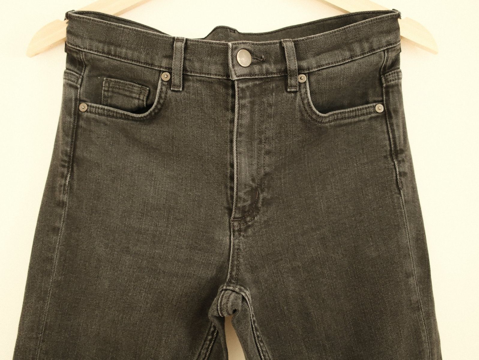 Cos Jeans: Schöne COS Jeans Gr. 27 – Gebraucht aus Thun von angerber 1