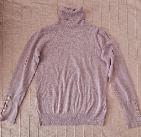 Zara Damen Rollkragenpullover Gr. S Flieder