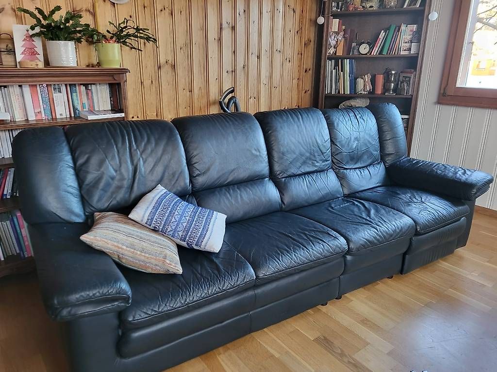 Sofas: Canapé  – Gebraucht aus Chermignon-d'en-Bas von lio_m6xh 3
