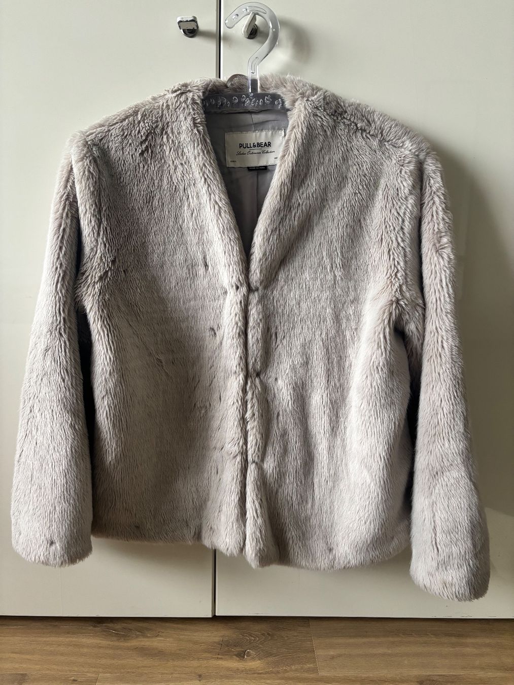Pull&Bear Giacche: Pull&Bear Kunstfell Jacke, Grösse L, Top Zustand! – Usato da Gurzelen venduto da stefi2774 1