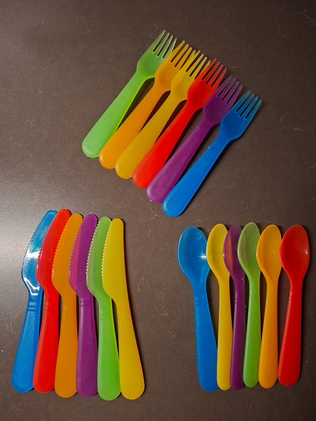 Set di posate: Camping / Party Kinder Besteck 6 tlg. – Nuovo (secondo la descrizione) da Gurzelen venduto da lauflos