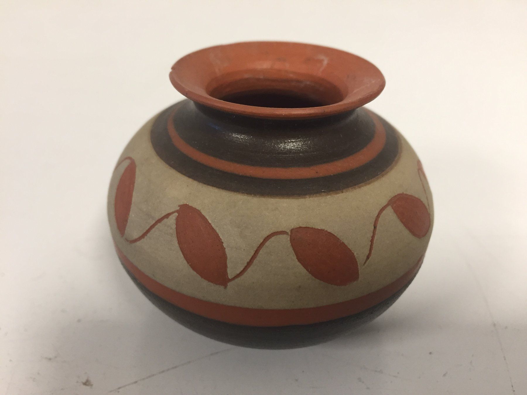Vasi & Recipienti: Kleine Vase aus Ton – Usato da Liebefeld venduto da 3-2-1-mein