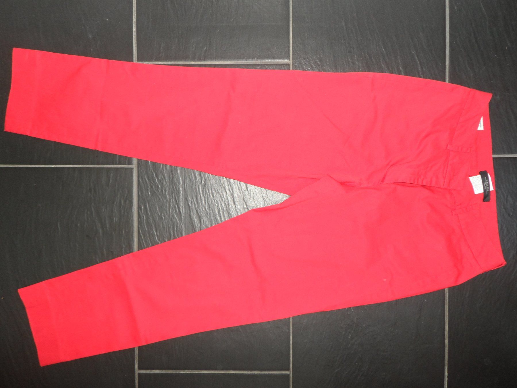 Pantaloni: ***** Damenhose MaxMara Gr 38 ***** – Usato da Therwil venduto da Hcd1919