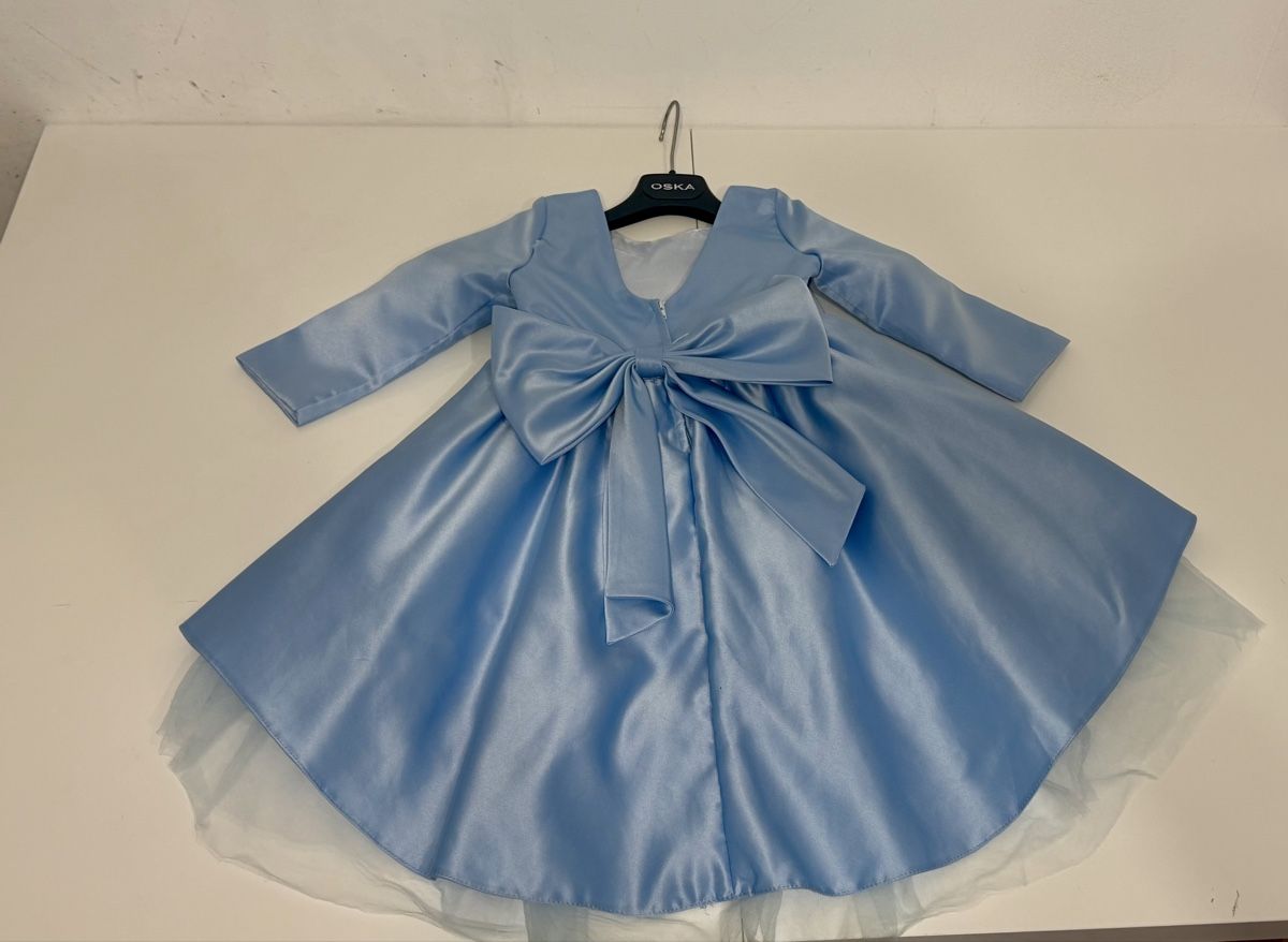 Vestiti & Gonne: Elegantes Kleid Mädchen 2/3 Jahren – Nuovo (secondo la descrizione) da St.Gallen venduto da pep_2gfq 1