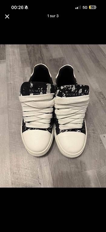 Scarpe da donna: BASKETS NUMERIS – Usato da Mont-sur-Lausanne venduto da tav_9qn5