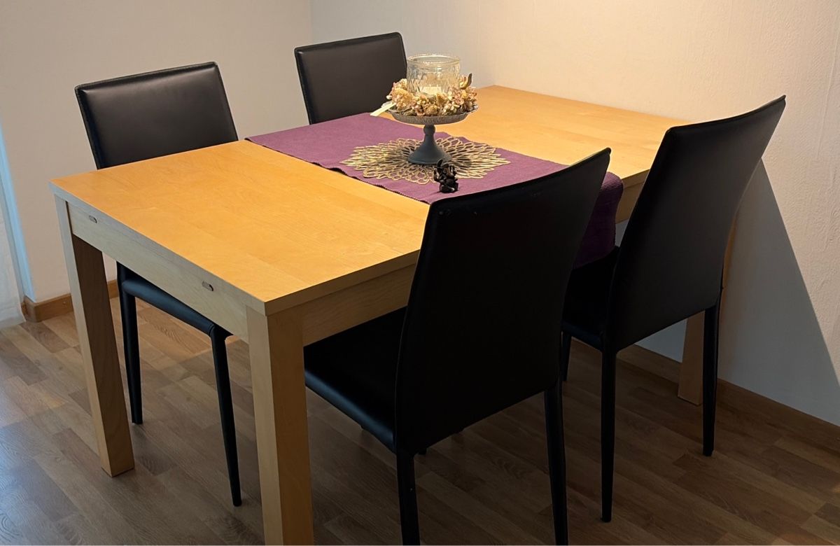 Tische: Tisch ausziehbar – Gebraucht aus St. Gallen von ire_6r8n 1