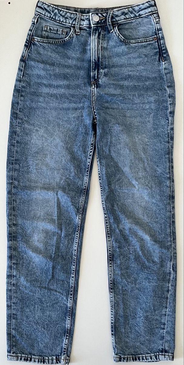 H&M Hosen: H&M Mom Jean taille haute 152 – Gebraucht aus Geneve von maremonte