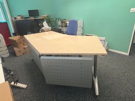 Bürotisch und Bürostuhl / kein Einzelverkauf