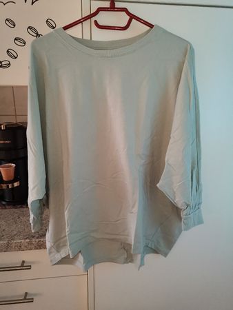 UNIQLO Shirt Damen Gr. M mintgrün oversized Blogger. Neu