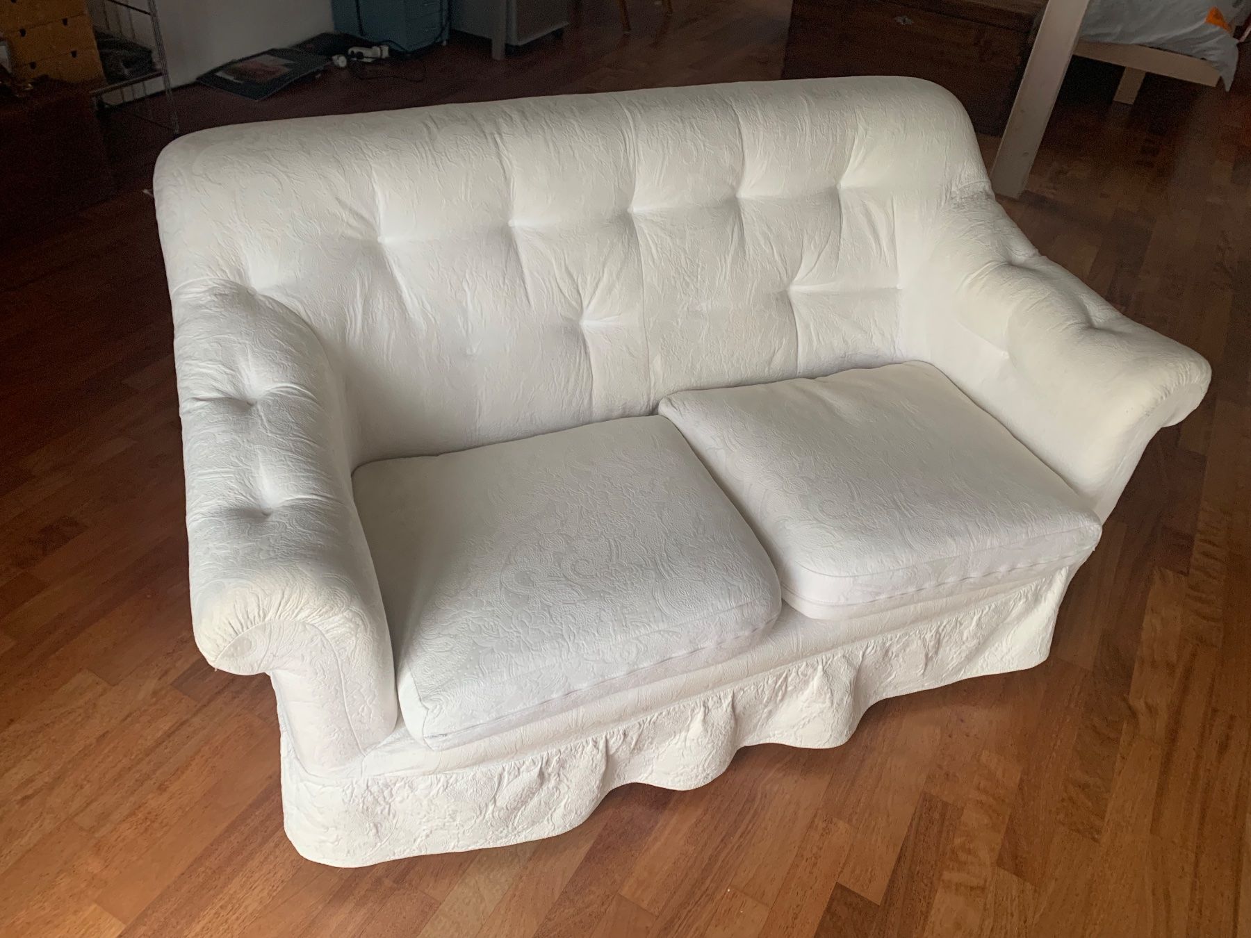 Divani: Landhausstil Sofa  145 cm breit – Usato da Wohlen AG venduto da samoali 1